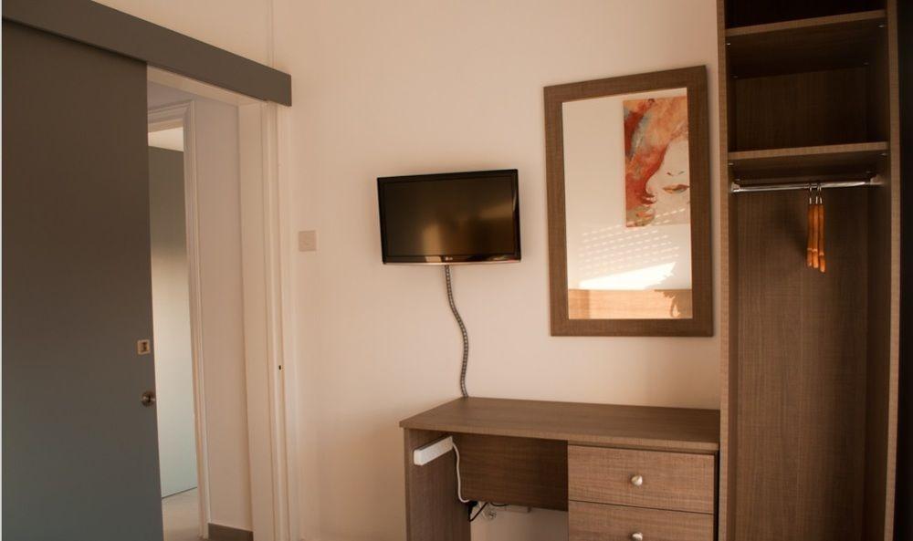 St. George Rent Rooms Ларнака Екстер'єр фото