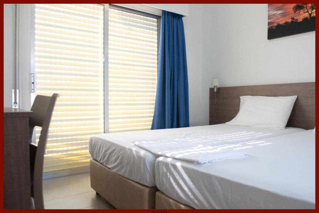 St. George Rent Rooms Ларнака Екстер'єр фото
